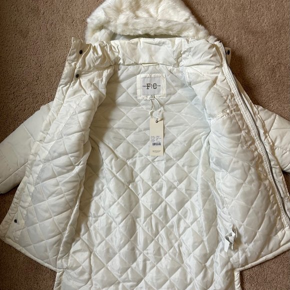 French Connection FCUK CG1313 Girl's Faux Fur Trimmed Coat, Cream Kids 8/10Y NEW - Picture 5 of 11